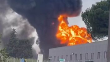 Explozie la o instalație petrolieră în Italia: 2 morți, 9 răniți și 4 dispăruți