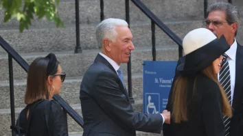 Donald Trump l-a ales pe Charles Kushner, dezvoltator imobiliar, pentru funcția de ambasador în Franța. Este prima numire oficială a unei rude în administrația sa