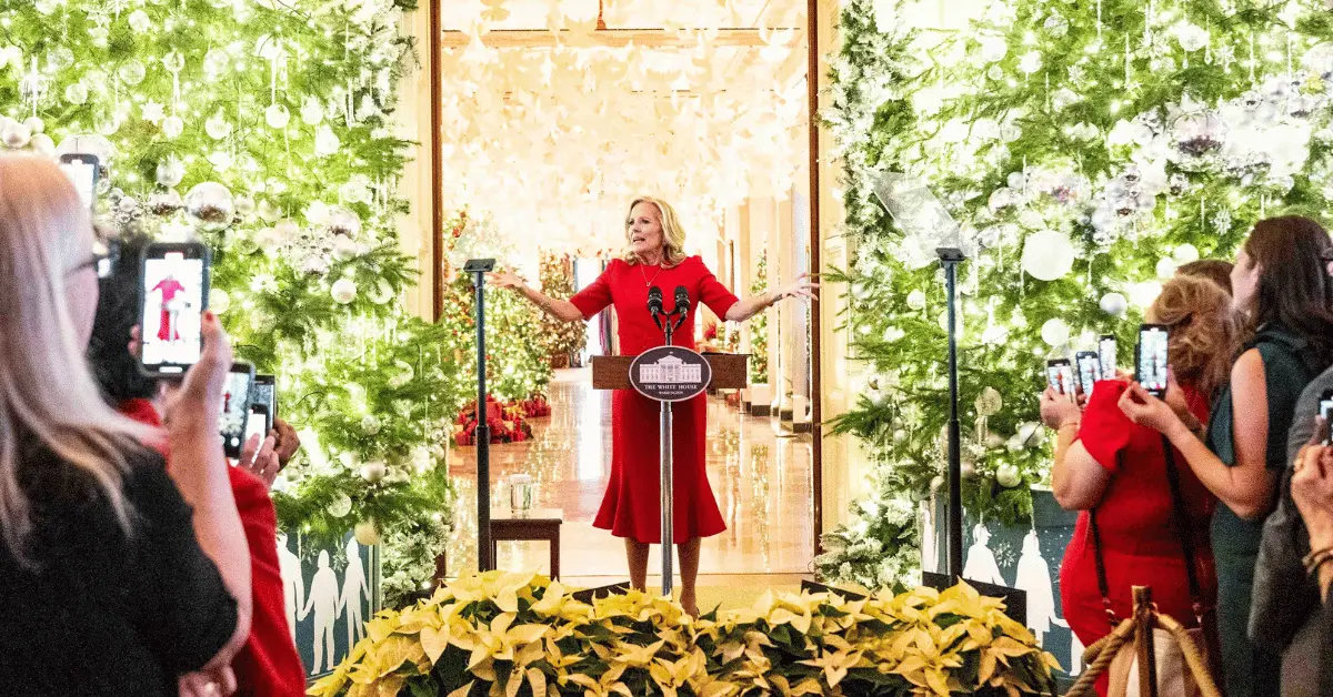 FOTO. Grinch of Christmas: Decorațiunile lui Jill Biden pentru Casa Albă au fost aspru criticate