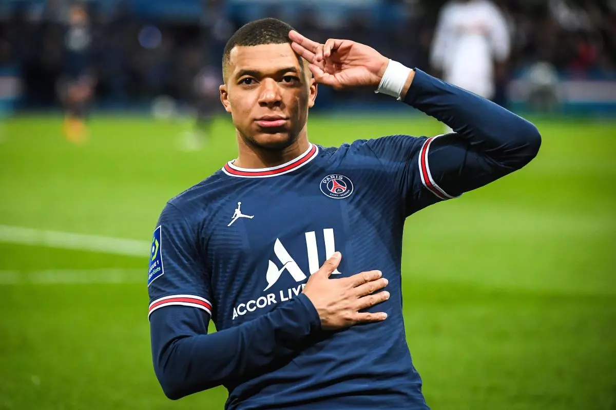 Kylian Mbappé, căpitanul naționalei Franței, a fost provocat de fani să alcătuiască echipa ideală. Ce nume apar pe listă