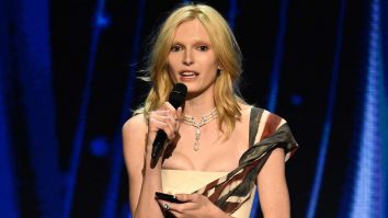 Alex Consani a devenit primul fotomodel transgender care primește premiul de „Modelul Anului”