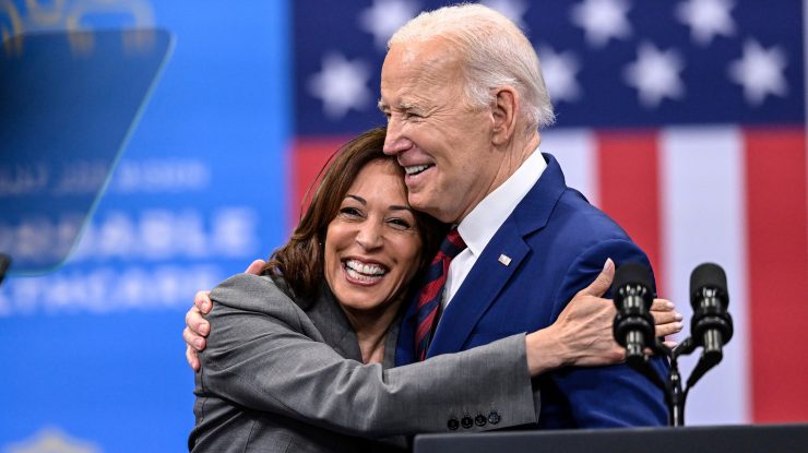 Joe Biden și Kamala Harris au avut o apariție comună pentru a mulțumi donatorilor: „Vestea proastă pentru voi toți este că nu plec nicăieri”