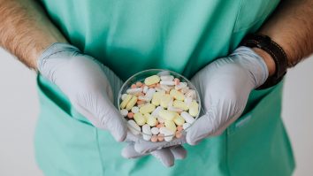 O nouă serie de antibiotice este dezvoltată în India. Cum ar putea aceasta să revoluționeze medicina