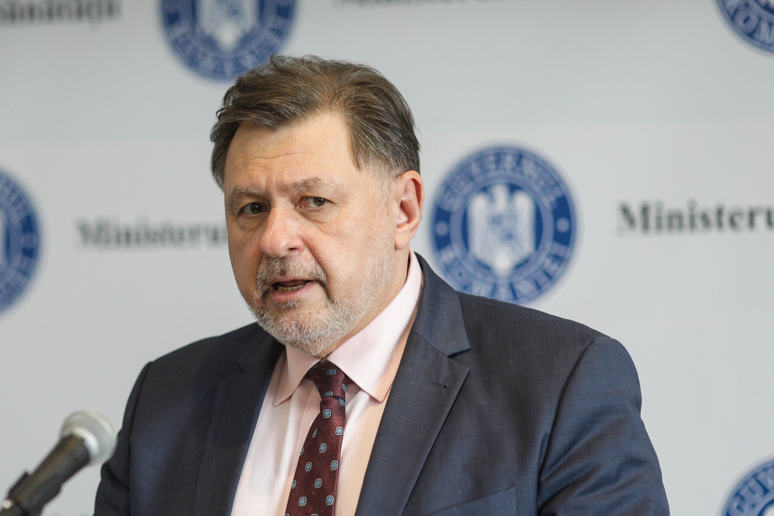 Alexandru Rafila propune ca asistenții medicali cu studii superioare să predea „Educație pentru sănătate” în școli