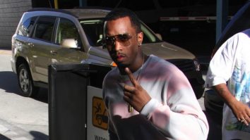 Sean „Diddy” Combs este acuzat că a atârnat o femeie peste balconul de la etajul 17 în apartamentul fostei sale iubite. Ce spun avocații artistului