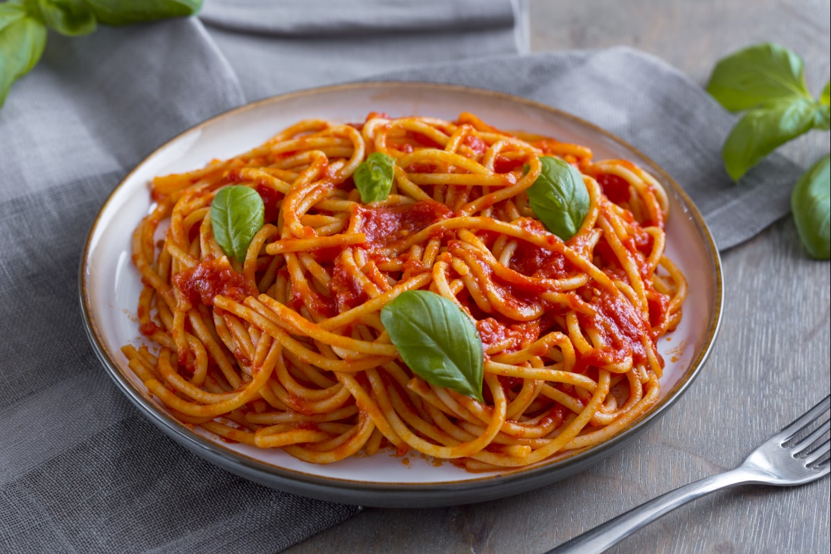 Unde mănânci la Roma? La Testaccio, inima gastronomică a orașului Etern, unde istoria și mâncarea se împletesc perfect