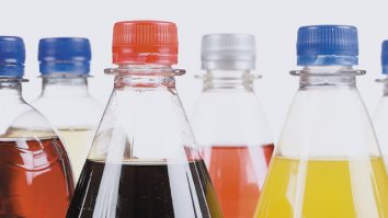 Ministerul Sănătății vrea să interzică vânzarea sucurilor în școli. Rafila vrea să scoată și chipsurile sau dulciurile ambalate