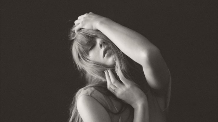 Albumul „The Tortured Poets Department” al lui Taylor Swift rămâne pe locul 1 în topul Billboard 200 pentru a 17-a săptămână consecutivă