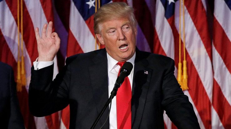 Trump spune că Zelenski ar trebui să se pregătească să încheie un acord pentru a pune capăt războiului Rusia-Ucraina