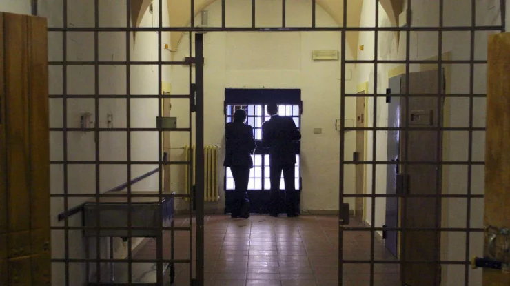 Aproape 7.400 de deţinuţi au votat, duminică, la alegerile parlamentare, dintre cei aproape 7.800 care şi-au exprimat această intenţie