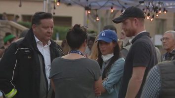 Prințul Harry și Meghan Markle vizitează sudul Californiei pentru a sprijini victimele incendiilor de vegetație și eforturile de recuperare