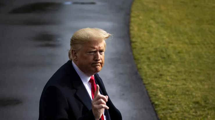 Trump primește o ultimă piedică: Joe Biden va interzice noi exploatări petroliere în apele teritoriale ale SUA