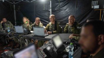 IDF depinde aproape în totalitate de Microsoft. Inteligența Artificială a ajutat Israelul în ofensiva din Gaza