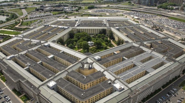Pentagonul își suspendă conturile de pe reţelele sociale pentru o perioadă de zece zile