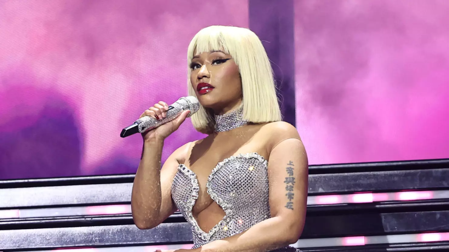 Nicki Minaj e dată în judecată de un fost angajat pentru agresiune și vătămare corporală. Ce ar fi făcut vedeta în culise