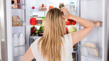 Cum scapi de „food noise”, fenomenul gândurilor obsesive despre mâncare? Somnul adecvat și gestionarea stresului importante