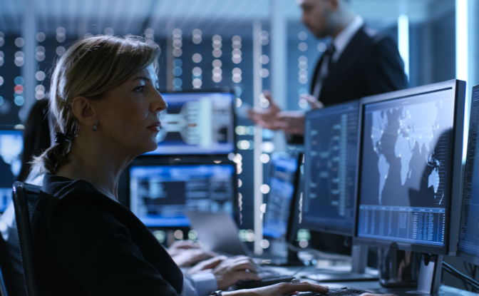 Guvernul britanic avertizează industria privată de intelligence. Ce restricții se impun