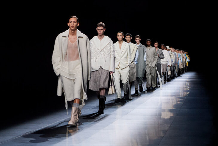 Men Fashion Week de la Paris evidențiază nume de top precum Isabel Marant, Berluti și AMI Paris. Cum arată colecția toamnă-iarnă 2025