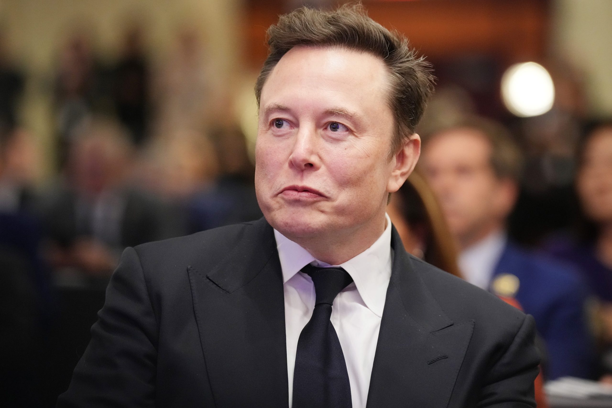 Elon Musk stârnește speculații după ce și-a schimbat numele în Kekius Maximus pe X