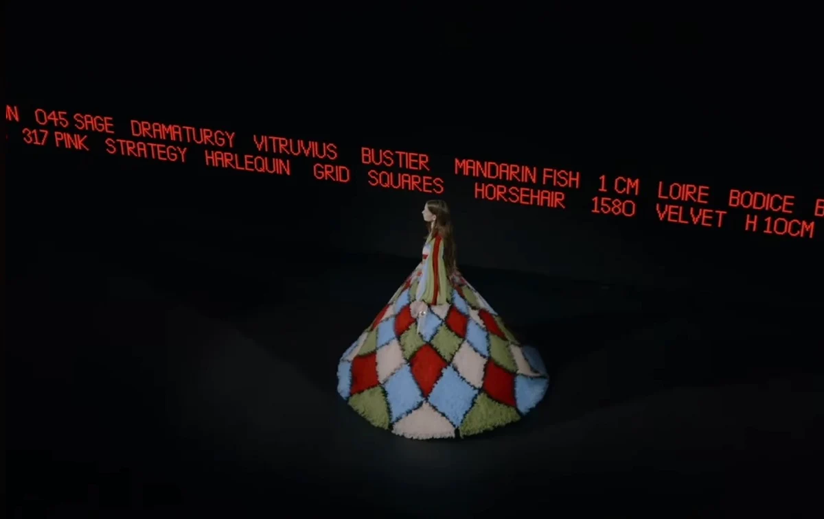 Haute Couture Week redefinește moda la Paris. Ce colecții au prezentat Valentino și Jean Paul Gaultier