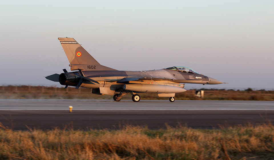 Război la granița României. MApN: Atacuri cu drone în Ucraina, pe malul Dunării, lângă frontiera cu România/ 2F-16 au fost ridicate