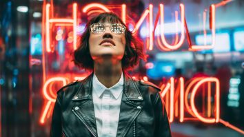 Cum s-a schimbat visul Gen Z față de generațiile anterioare? Adrian Mitroi, profesor de finanțe comportamentale: „Sunt neîndurători cu atenția și interesul lor”