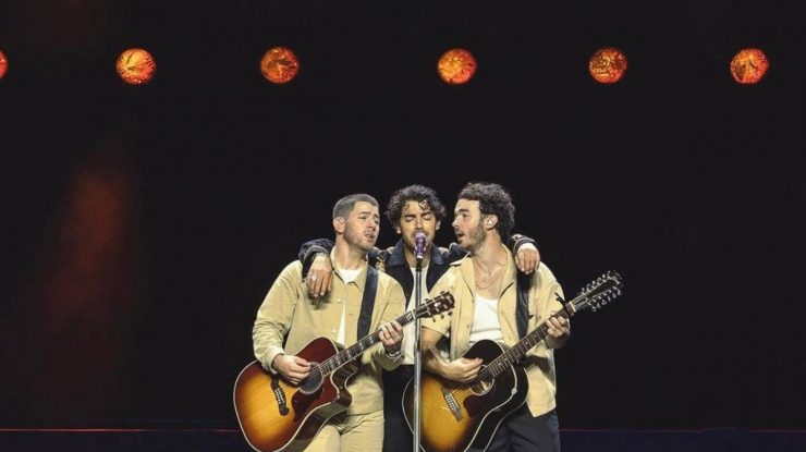 Jonas Brothers se întorc la Disney pentru un nou film. Când vezi premiera „Jonas Brothers: Christmas Movie”