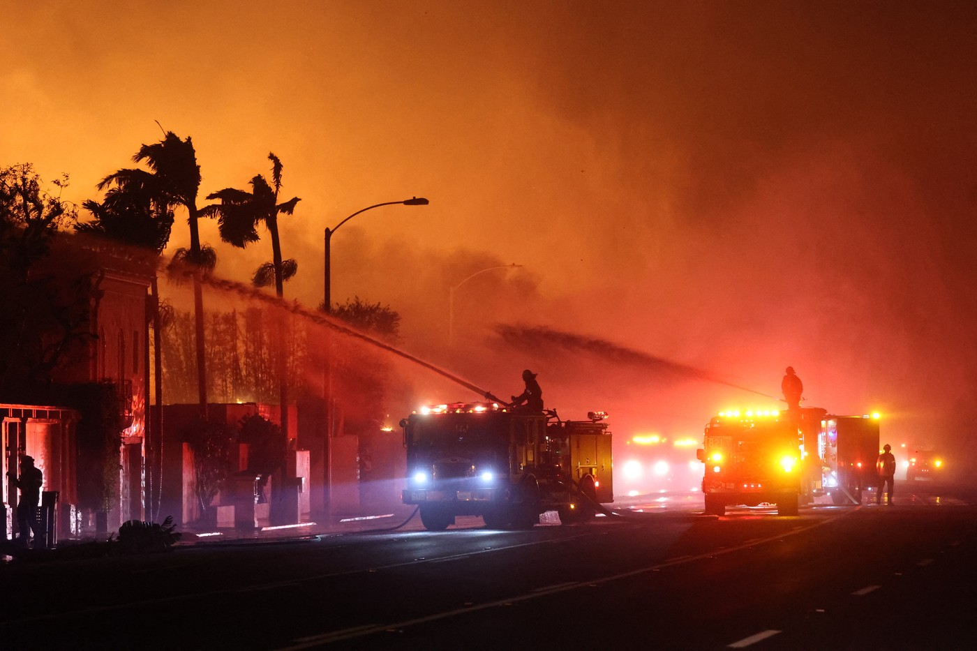 Incendiile din California pun în pericol organizarea Jocurilor Olimpice din 2028 după ce au fost distruse baze sportive importante