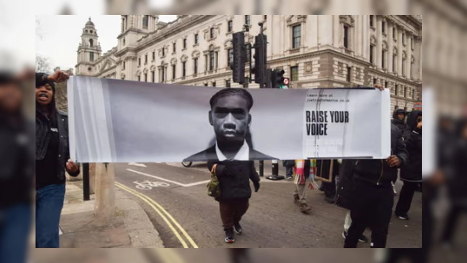 Protestatarii mărșăluiesc la Londra pentru eliberarea unui adolescent dintr-o închisoare din Dubai