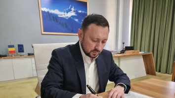 Romsilva începe tăierile de directori și bonusuri: Ministrul Mediului, Mircea Fechet: „Dezastrul este cauzat de management”