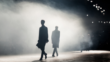 Dolce&Gabbana și Emporio Armani strălucesc în MEN Fashion Week. Ce tendințe surprinzătoare aduc brand-urile?