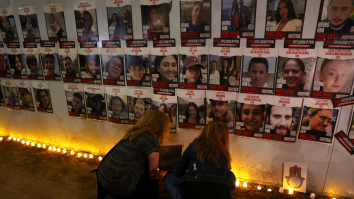 Guvernul Israelului a votat încetarea focului în Gaza. Cel mai tânăr ostatic împlinește 2 ani