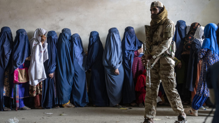 CPI cere arestarea liderilor talibani pentru „persecutarea fetelor și femeilor afgane”