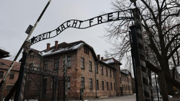 Azi se împlinesc 80 de ani de la eliberarea lagărului de exterminare Auschwitz-Birkenau: Liderii lumii aduc un omagiu victimelor
