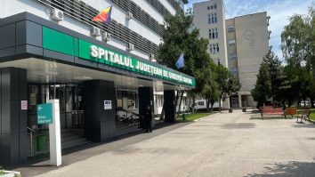 Un pacient din Slatina cu probleme cardiace a murit în drum spre Craiova. Cât de gravă devine situația spitalelor din România