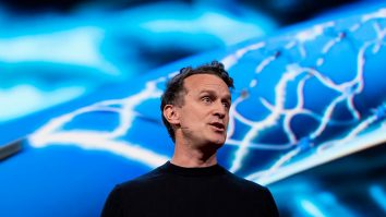 Un microcip pentru paralizie, creat de Tom Oxley, ar putea ajuta 100 de milioane de oameni