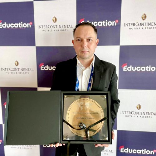 Cine este românul care a inventat un limbaj tactil pentru nevăzători? A fost medaliat cu aur de Salonul Internațional de Inventică