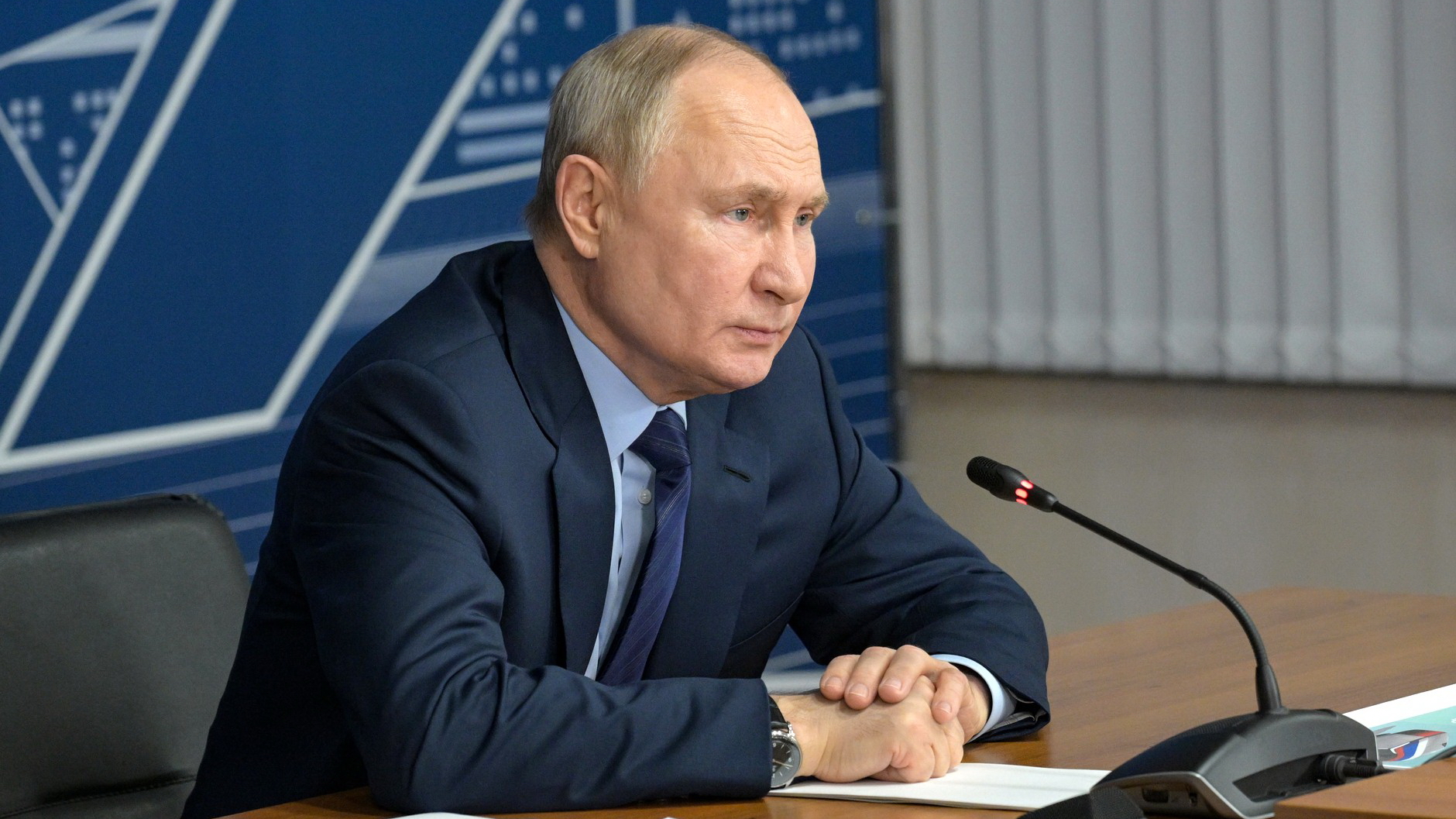 Vladimir Putin nu va purta discuții directe cu Zelenski. Liderul rus îl consideră „ilegitim” pe omologul său ucrainean