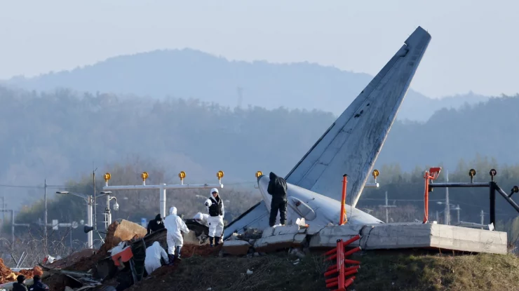 Noi informații despre prăbușirea avionului din Coreea de Sud: Datele de zbor şi înregistrările audio s-au oprit cu 4 minute înainte de accident. Ce dezvăluie ancheta