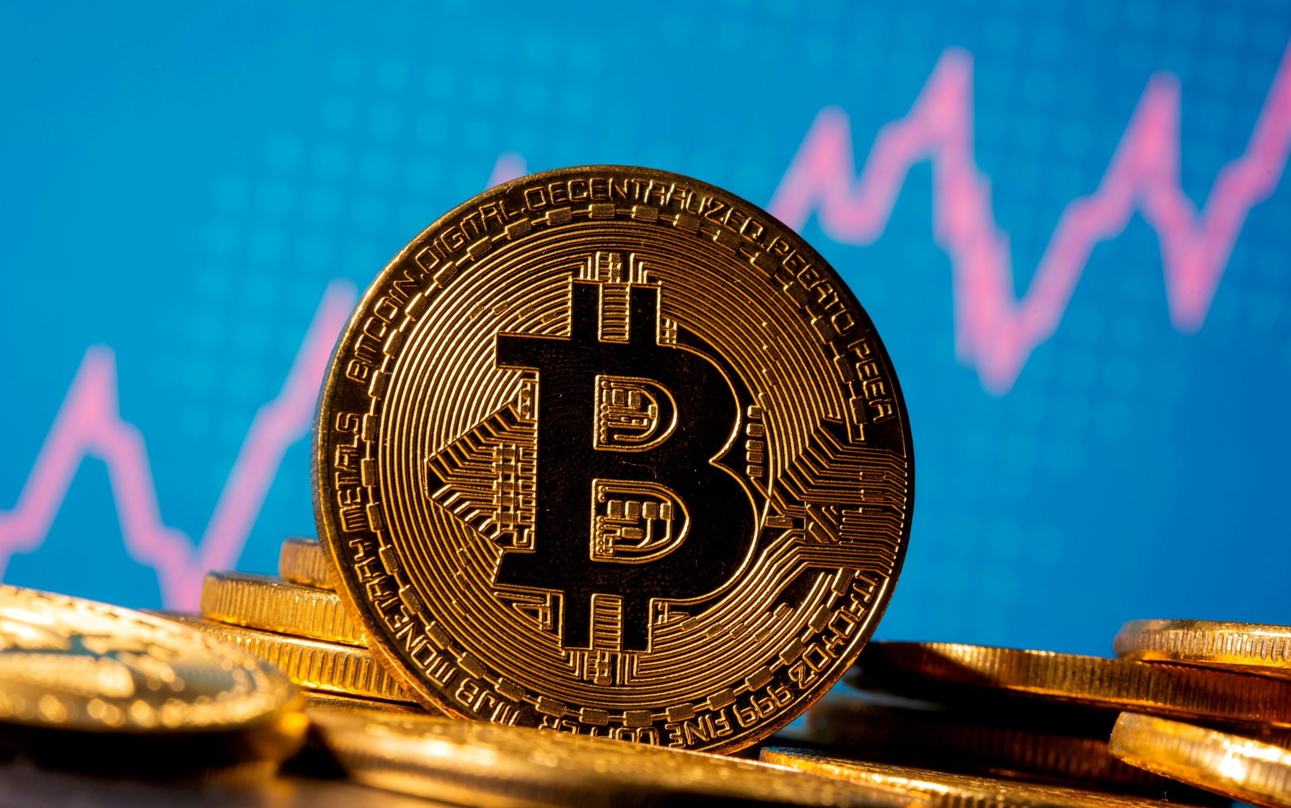 Bitcoin pierde 25% din valoare față de recordul său istoric. Moneda digitală scade din nou sub pragul de 80.000 de dolari
