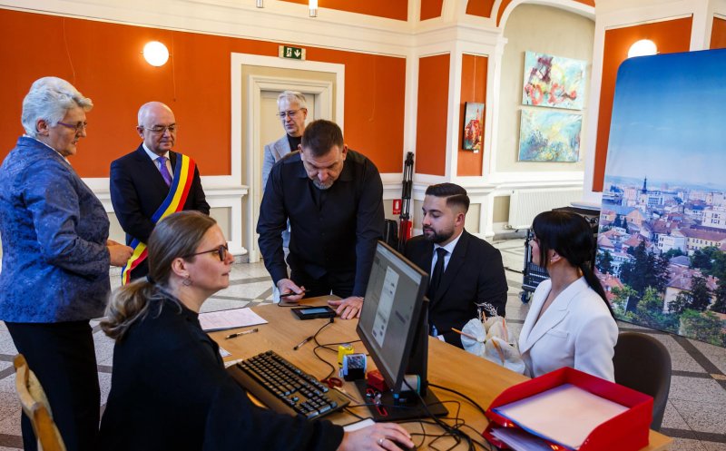 Primăria Cluj-Napoca va emite certificate digitale de căsătorie. Ceremonia durează 10-20 de minute