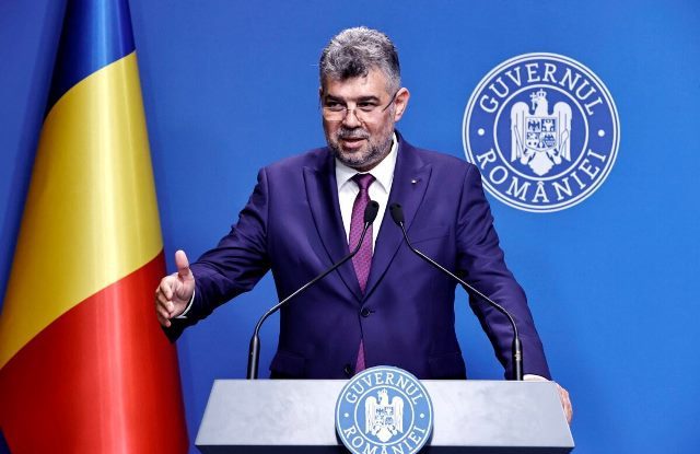 Ciolacu te împrumută la dobânzi mai mari în 2025. Guvernul iese pentru prima oară în 2025 să se împrumute pe pieţele externe cu emisiuni în euro şi dolari