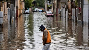 Ciclul apei a fost afectat de criza climatică, provocând secete și inundații masive în 2024