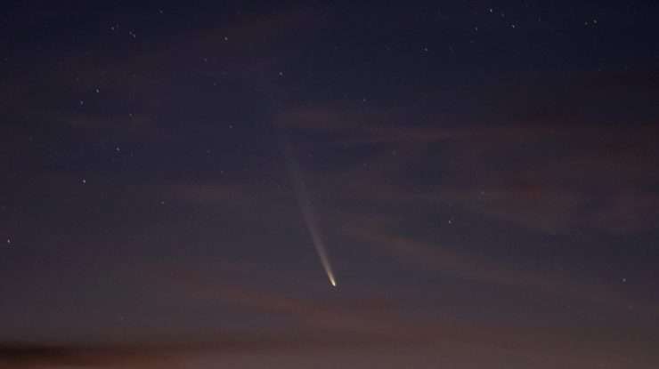 Cometa Atlas a supraviețuit apropierii de Soare. Cât timp o poți vedea