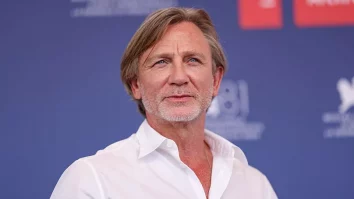Daniel Craig a dezvăluit cum își crește copiii: „În ceea ce mă privește, social media e ca fumatul. Îi omoară”