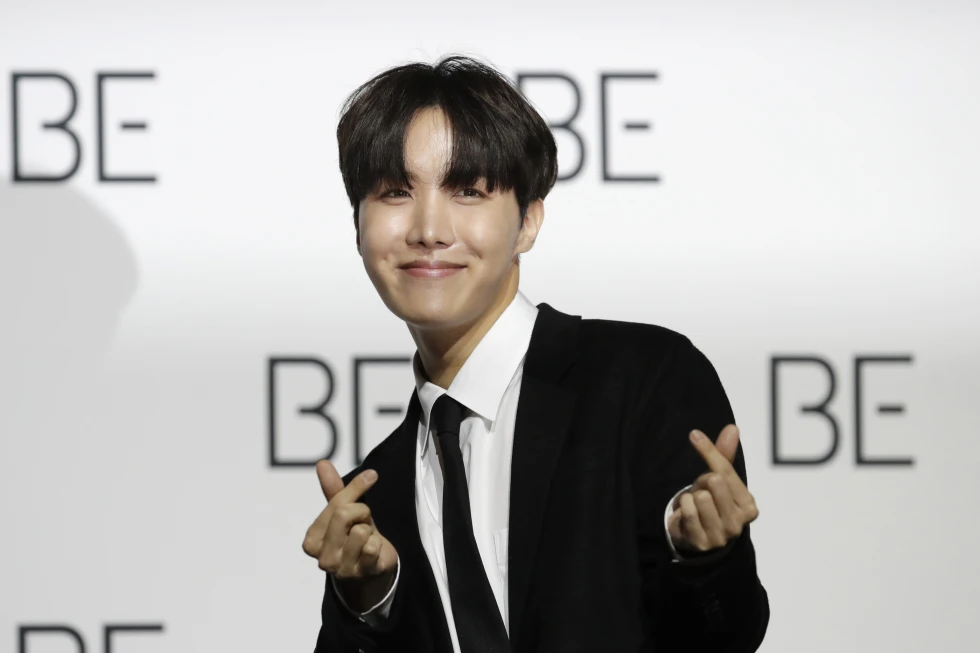 J-Hope, membrul BTS, pleacă în turneul „Hope on the Stage”. Este primul turneu solo după încheierea serviciului militar