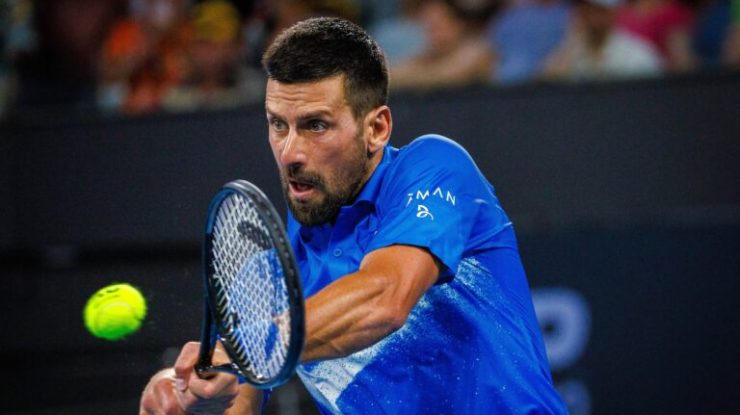 Novak Djokovic susține că a fost „provocat” de John McEnroe, care l-a acuzat că și-a exagerat accidentarea la Australian Open