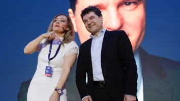 Elena Lasconi și Nicușor Dan se luptă pentru candidatură. Care este situația între cei doi lideri