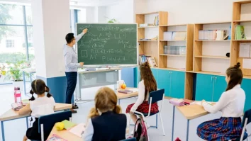 Ministrul Educației susține că materiile sunt bune, predarea nu e eficientă. Daniela Vișoianu: „Nu se produce o învățare de profunzime, temeinică”