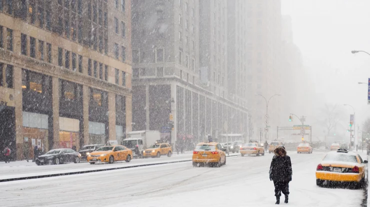 Un val de aer arctic va aduce vreme rece în SUA. În unele zone, stratul de zăpadă va ajunge la șase centimetri